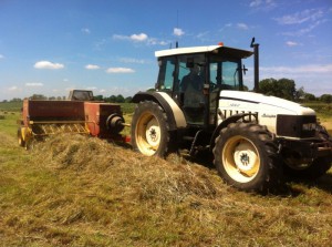 Newholland small conventional baler